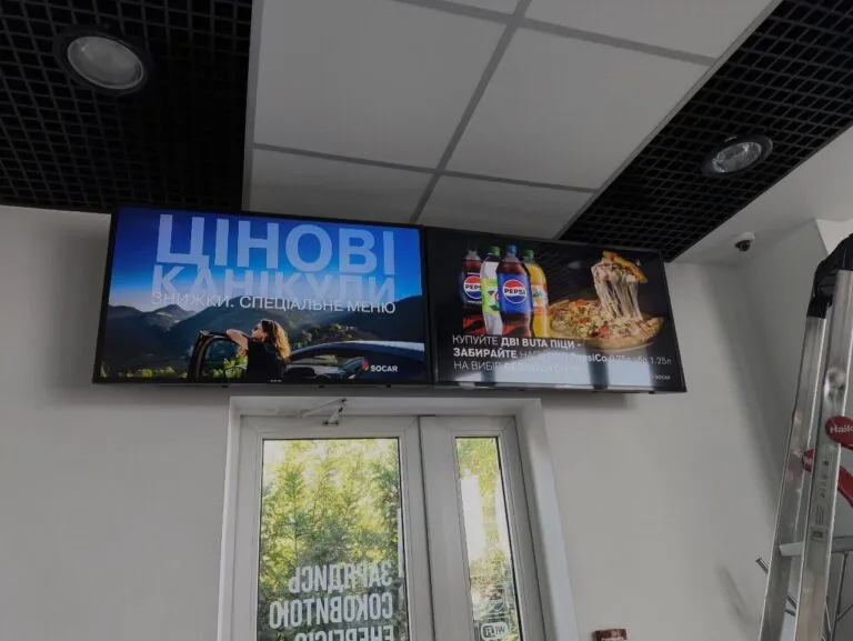 Що врахувати під час вибору Digital Signage (цифрових вивісок) у 2025 році